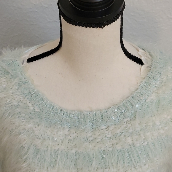 5/$25 Apt. 9 Oversized Mint Metallic Sequin Shaggy Eyelash Slouchy Sweater - Picture 4 of 9